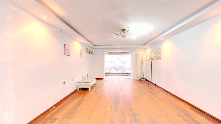 南航世纪苑二手房实景图