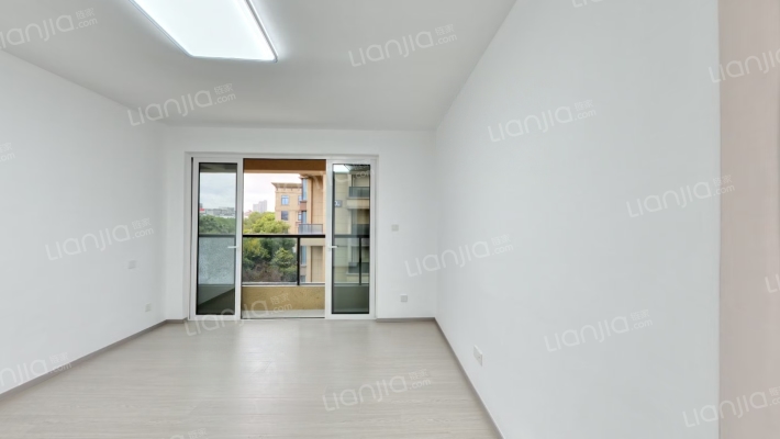 滨江华成大江之星二手房实景图