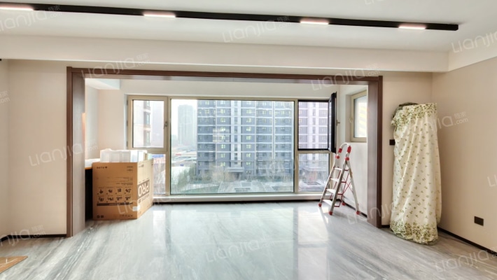 万科滨江都会（秀沁园）二手房实景图