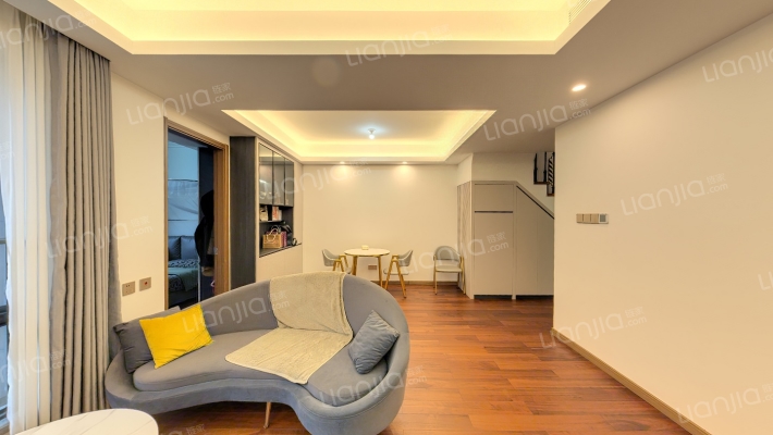 翡翠里溪望二手房实景图