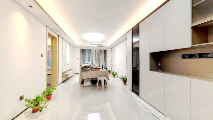 万科山河道二手房实景图