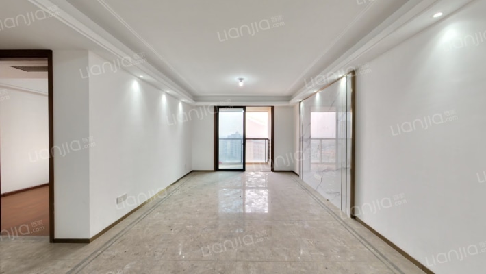 卧龙万诚府二手房实景图