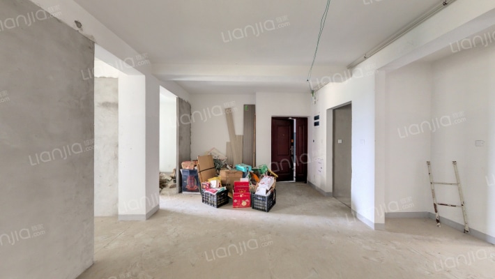 泰运雅苑二手房实景图