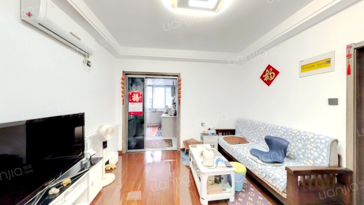 体育南村二手房实景图