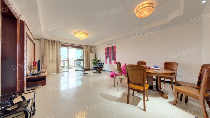 在水一方二手房实景图