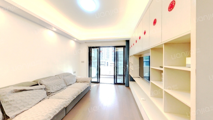 华侨城万科云峰二手房实景图