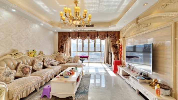 汉口湖畔洋房二手房实景图