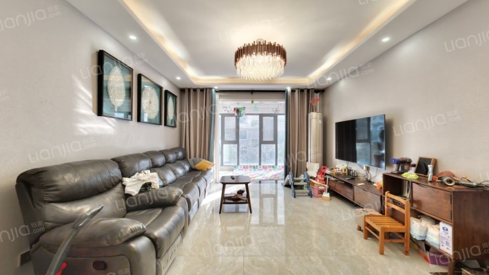 康城棕榈泉二手房实景图