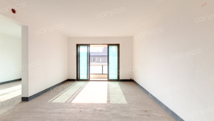 龙湖九里晴川一期二手房实景图