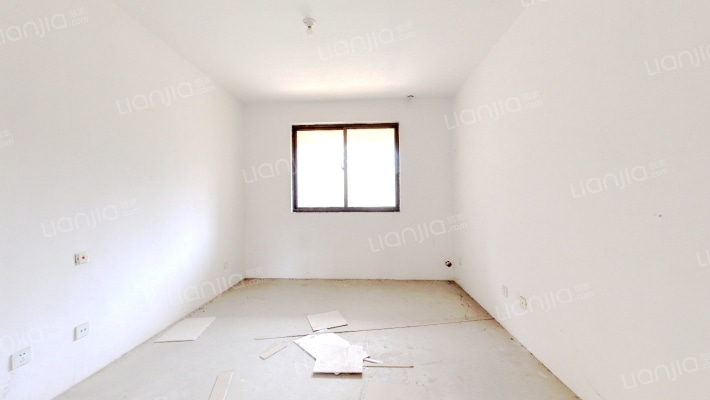 中成河滨花园二手房实景图