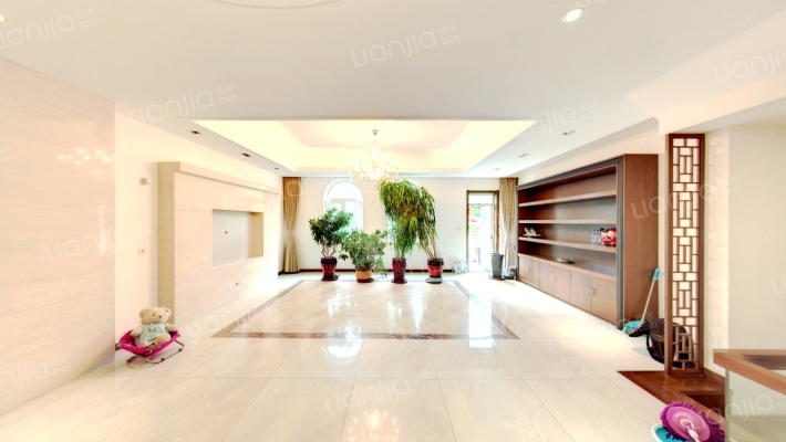 万科潭溪别墅二手房实景图