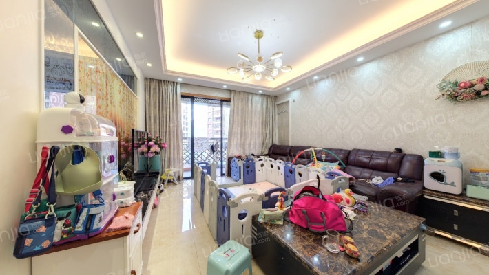 财富世家二期二手房实景图