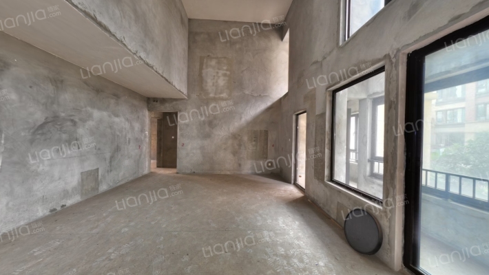 鲁能领秀城4街区南区二手房实景图