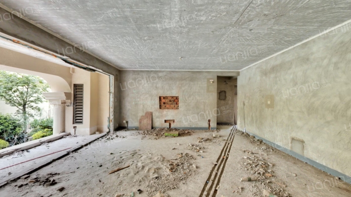 融创春晖十里雍璟府二手房实景图