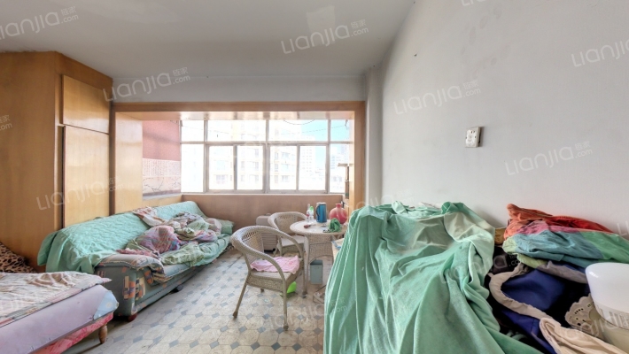 静安小区二手房实景图