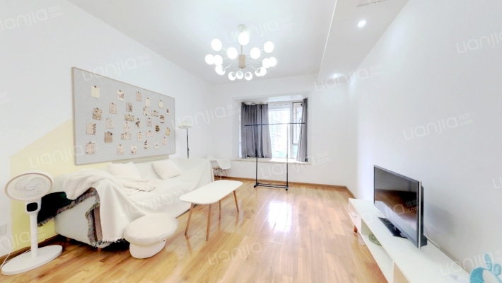 摩根中心二手房实景图