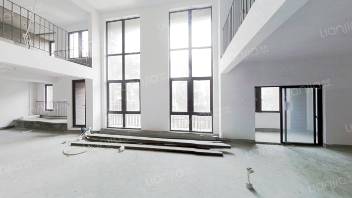 橡树湾一期联庭别墅二手房实景图