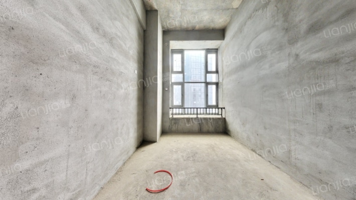 福晟翡翠湾二手房实景图
