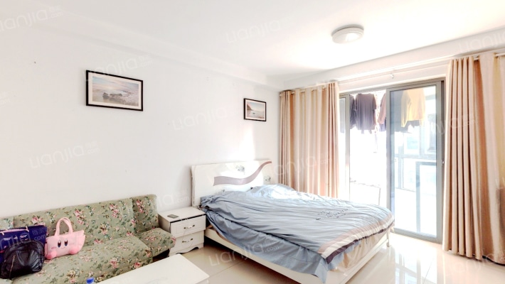 白天鹅国际商务中心二手房实景图