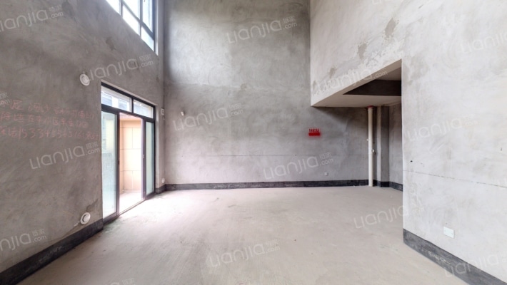 久桓中央美地二手房实景图