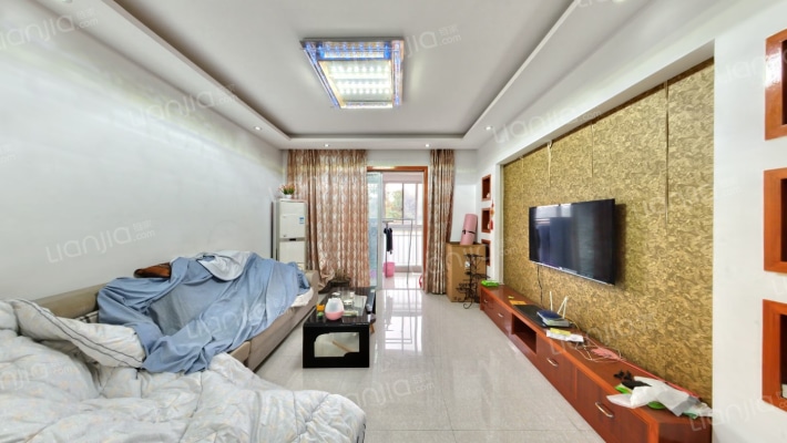 七里江畔二手房实景图