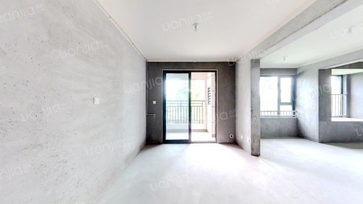 润泽华庭二手房实景图