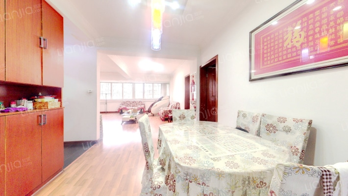 唐蔡社区三峡大院二手房实景图