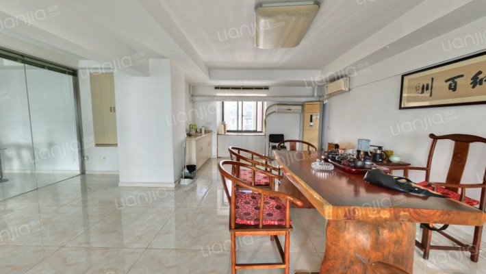 飞马国际二手房实景图