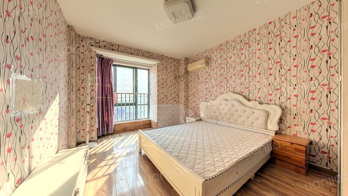 苹果公寓二手房实景图