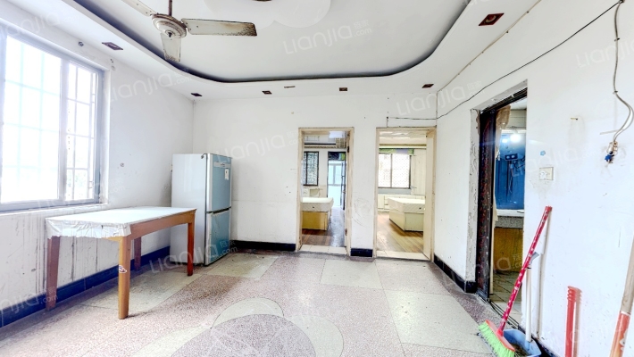 柴王弄小区二手房实景图