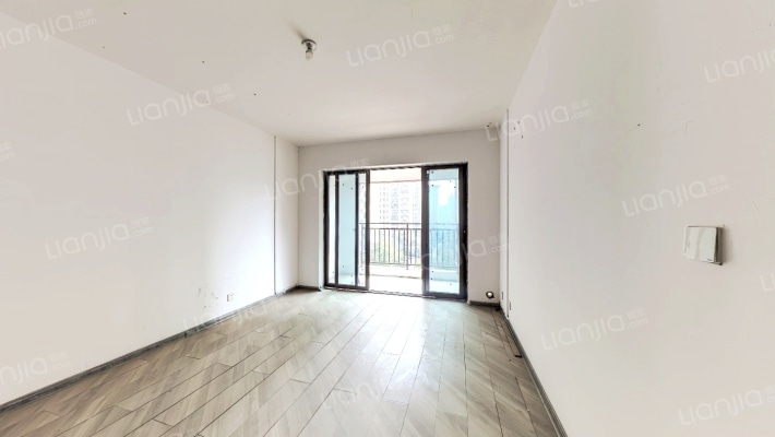 长房明宸府二手房实景图