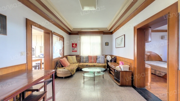 利泰新村二手房实景图