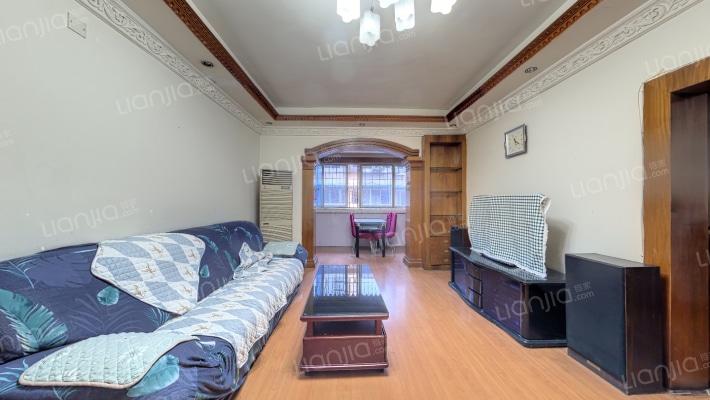 天涯石东街8号二手房实景图