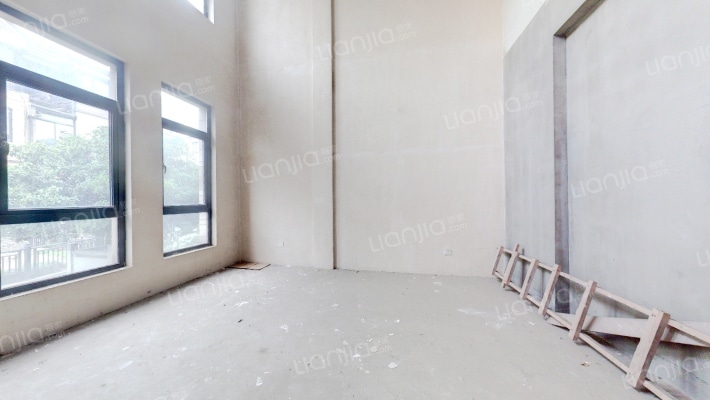 三江尊园二手房实景图