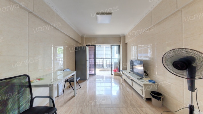 卡莎公寓二手房实景图