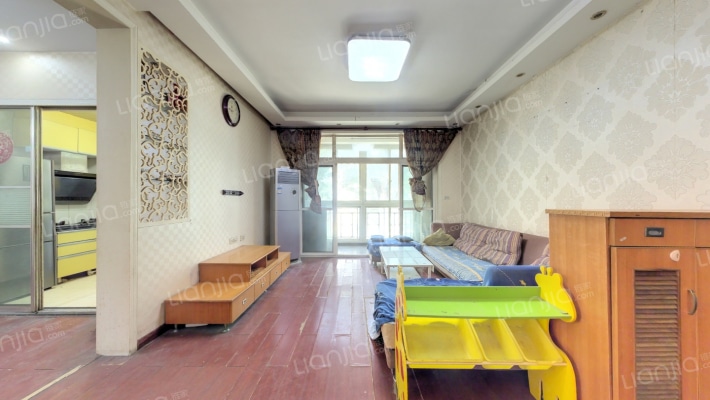 秀泽园南区二手房实景图