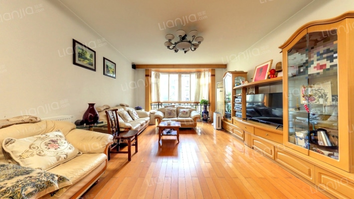 梅花庭园二手房实景图