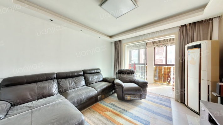 欧风丽苑二手房实景图