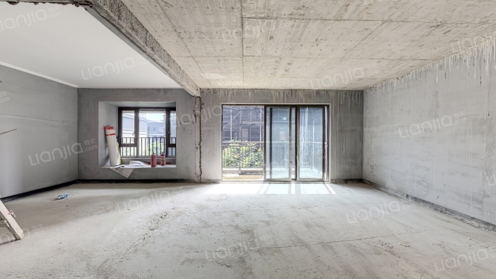 建发融创和玺二手房实景图