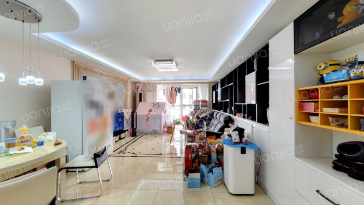 贵仁居二手房实景图