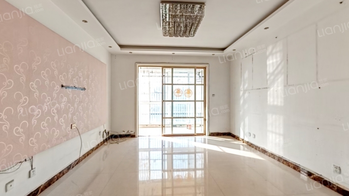 绿城水岸名家二手房实景图