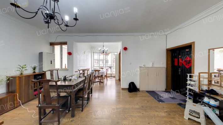 宏锦花苑二手房实景图