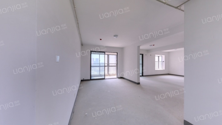 芳华景苑二手房实景图