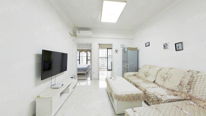 翡翠山国际公寓二手房实景图