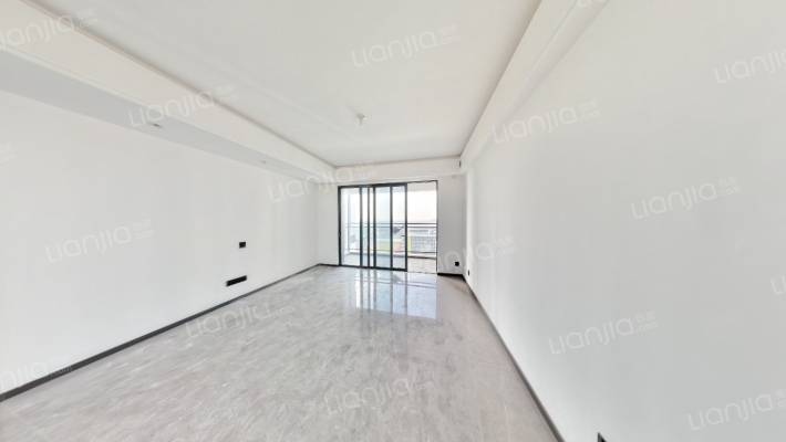 雅居乐·湾际壹号二手房实景图