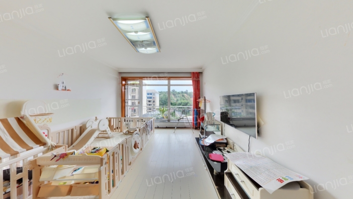 阿尔滨家属楼二手房实景图