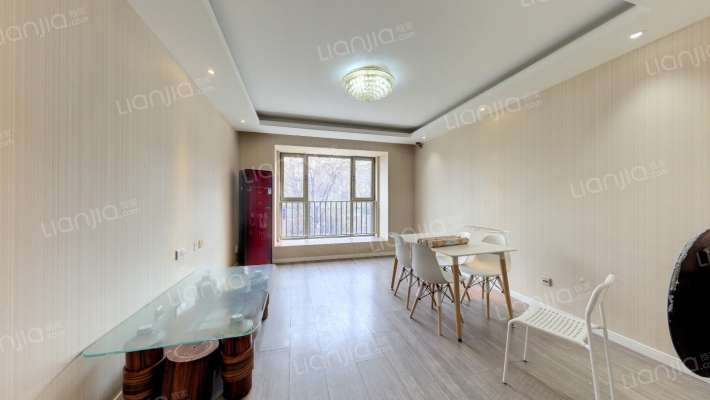 长阳半岛怡和南路8号院二手房实景图