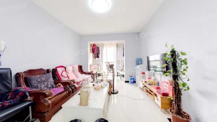 东山河畔二手房实景图