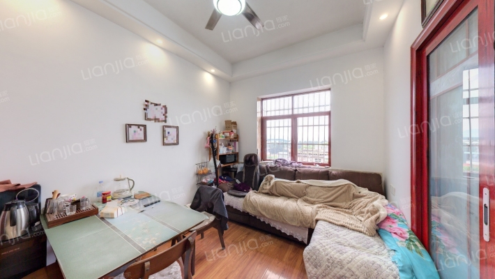 仪器厂宿舍二手房实景图