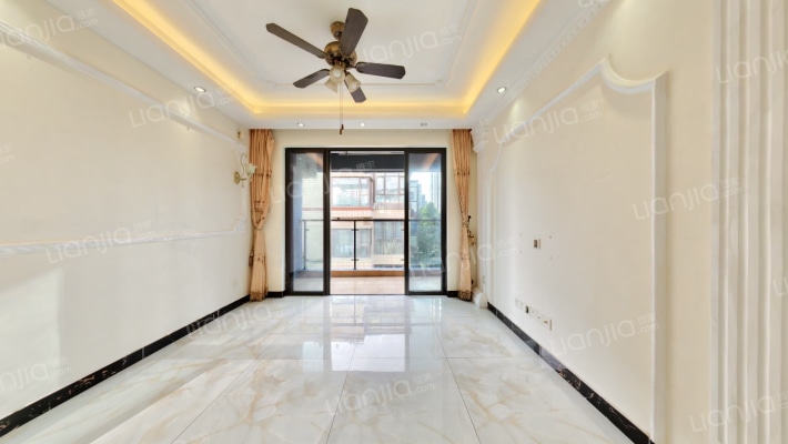 领航城领翔华府二手房实景图